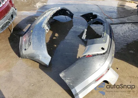 2018 Land Rover Range Rover Velar S из США, поврежденный, VIN SALYB2RN8JA734820